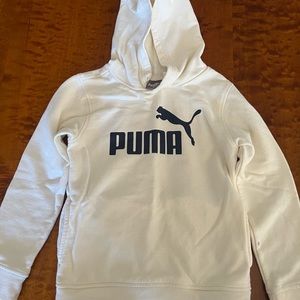Puma brand sweatshirt with hood size 6. Barely used